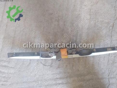 Hyundai Accent Bagaj Çıtası çıkma parça