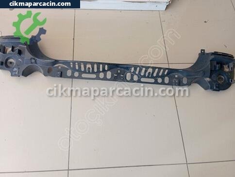 BMW 5 Serisi Tampon Tutacağı çıkma parça