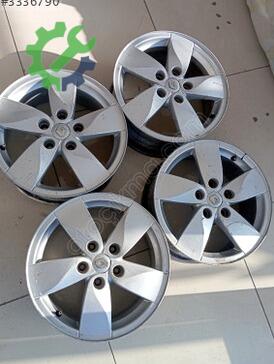 Renault Fluence Çelik Jant çıkma parça
