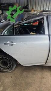 2010 model Toyota Corolla sağ arka kapı