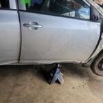 2010 Toyota Corolla sağ ön kapı