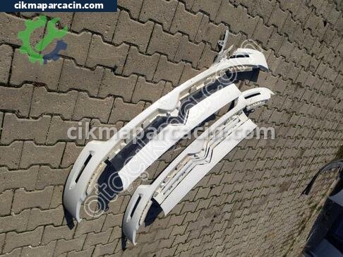 Citroen Berlingo Ön Panjur çıkma parça