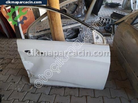 Hyundai Accent Sağ Ön Kapı çıkma parça