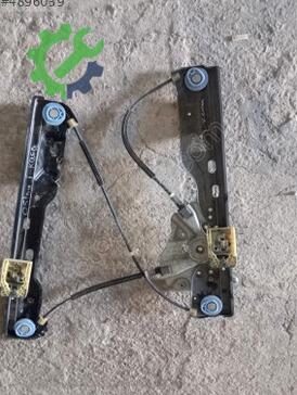 Opel Astra Sol Ön Cam Krikosu çıkma parça