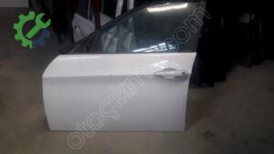 2011 model bmw e 90 sol ön kapı dolu
