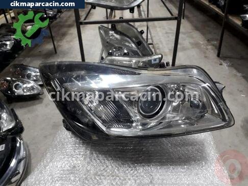 Opel Insignia Xenon Far çıkma parça