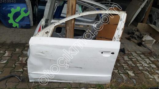Skoda Superb Sol Ön Kapı çıkma parça