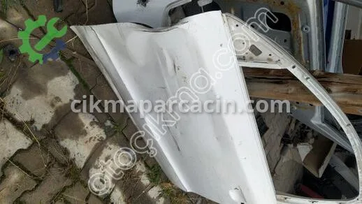 Skoda Superb Sol Ön Kapı çıkma parça