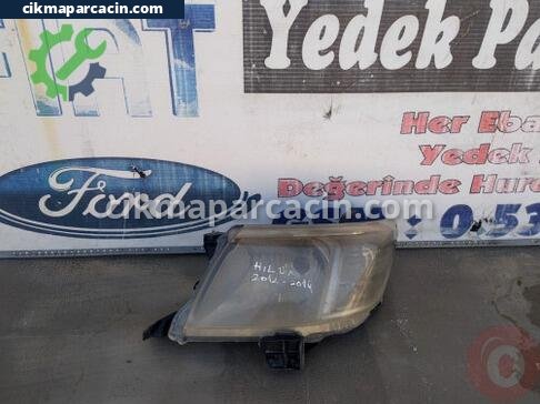 Toyota Hilux Sol Ön Far çıkma parça