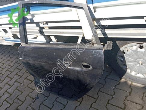 Ford Fiesta Sol Arka Kapı çıkma parça