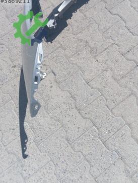 Renault Megane Ön Tampon çıkma parça