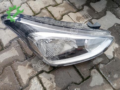 Hyundai i10 Sağ Ön Far çıkma parça