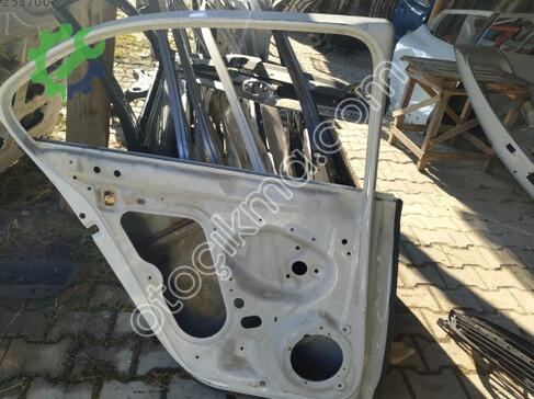 Volkswagen Jetta Sol Arka Kapı çıkma parça