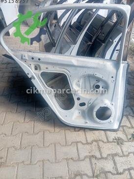 Volkswagen Jetta Sol Arka Kapı çıkma parça