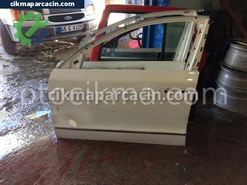 Skoda Superb Sol Ön Kapı çıkma parça