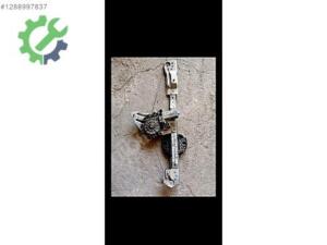2012 2015 Dacia Logan Sandero sağ ön kapı cam krikosu