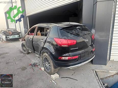 Kia Sportage Sol Ön Kapı çıkma parça