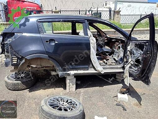 Kia Sportage Sol Ön Kapı çıkma parça