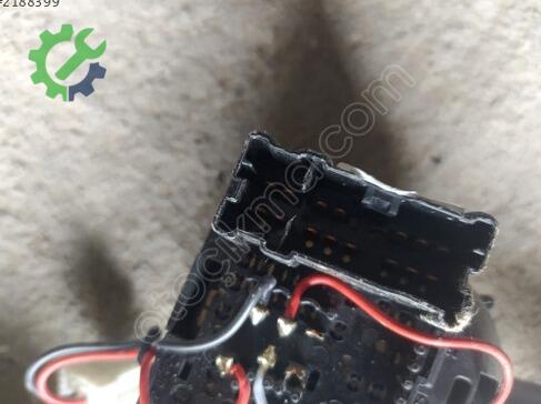 Renault Clio Sinyal Kolu çıkma parça