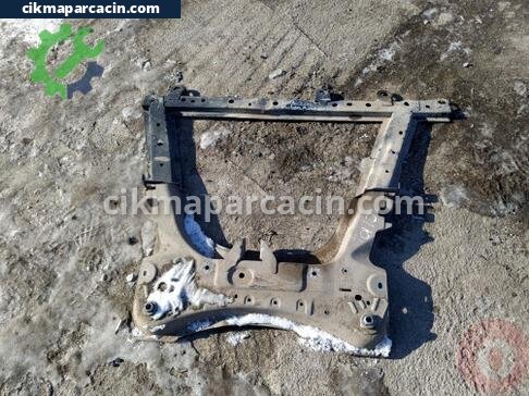Renault Clio Travers çıkma parça