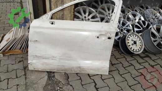 Audi A3 Sol Ön Kapı çıkma parça
