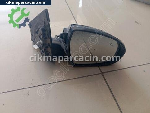 Hyundai Tucson Sağ Dış Ayna çıkma parça