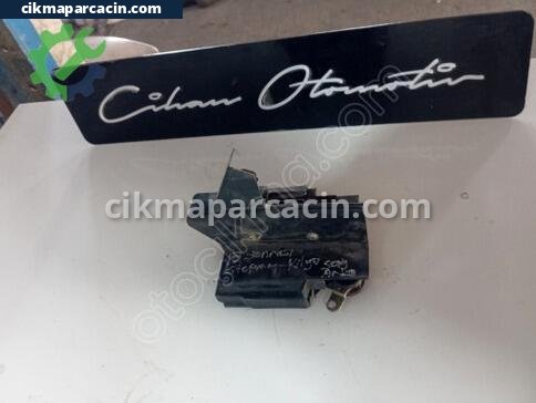 Renault Clio Sağ Arka Kapı Kilidi çıkma parça