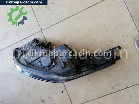 Hyundai i30 Mercekli Far çıkma parça