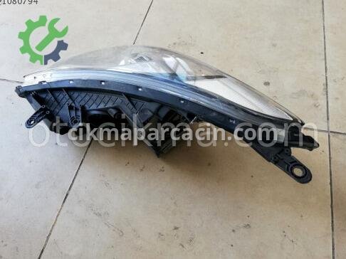 Hyundai i30 Mercekli Far çıkma parça