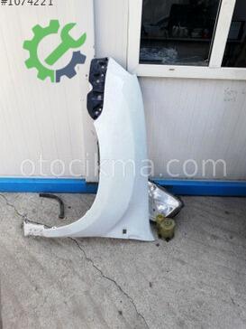 Renault Master Sol Ön Çamurluk çıkma parça