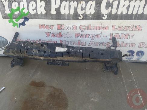 Volkswagen Passat Ön Tampon Demiri çıkma parça