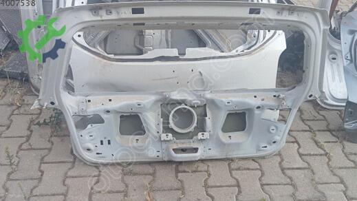 Volkswagen Golf Bagaj Kapağı çıkma parça
