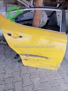 Hyundai Elantra Sağ Arka Kapı çıkma parça