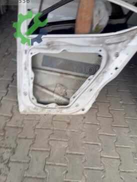 Hyundai Elantra Sağ Arka Kapı çıkma parça