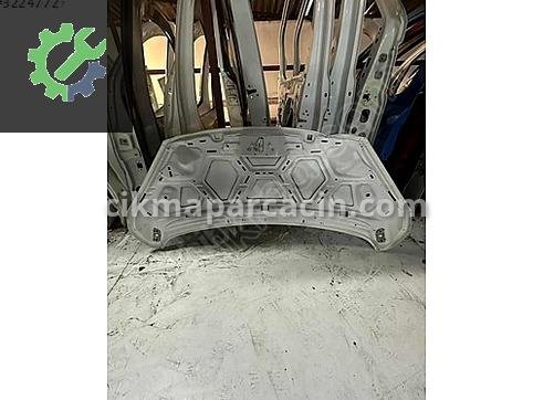 Ford Tourneo Courier Kaput çıkma parça