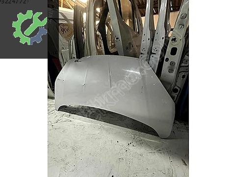 Ford Tourneo Courier Kaput 2014-2018 çıkma parça