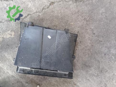 Ford Tourneo Courier Torpido Kapağı çıkma parça