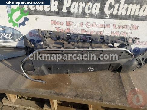 Ford Tourneo Connect Tampon Izgarası çıkma parça