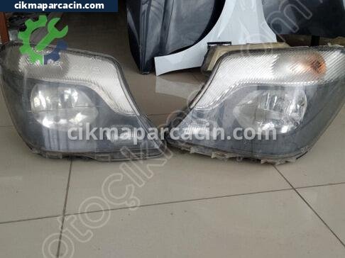 Mercedes-Benz Sprinter Sağ Ön Far çıkma parça