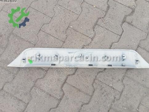 Nissan Qashqai Kapı Çıtası çıkma parça
