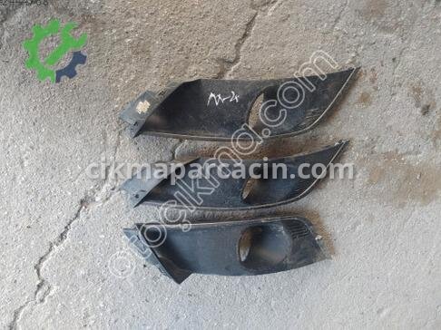Renault Megane Sis Farı Çerçevesi çıkma parça