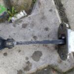 2014 2018 Toyota Corolla sol arka kapı gergisi