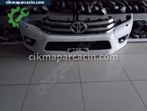 Toyota Hilux Ön Tampon çıkma parça