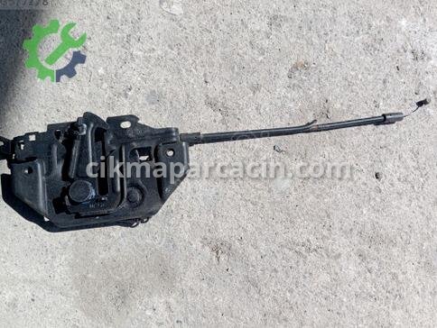 Ford Tourneo Courier Kaput Kilidi çıkma parça