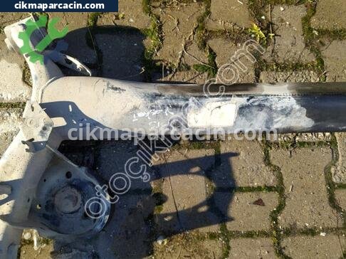 Nissan Qashqai Arka Dingil çıkma parça
