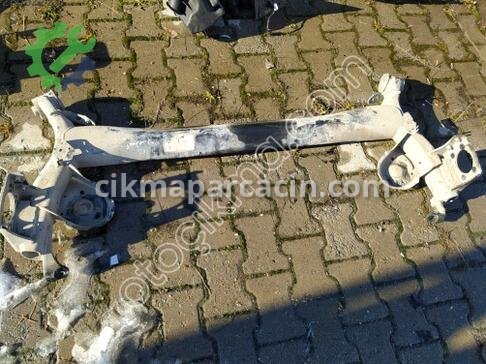 Nissan Qashqai Arka Dingil çıkma parça
