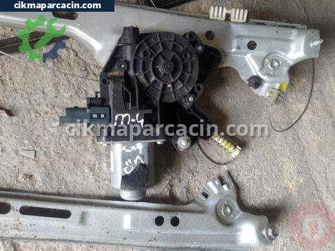 Renault Megane Sağ Ön Cam Krikosu çıkma parça