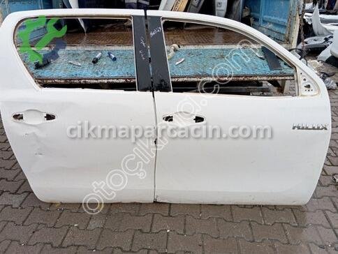 Toyota Hilux Sağ Ön Kapı çıkma parça