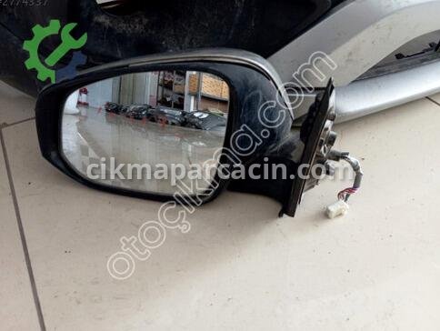 Toyota Hilux Sol Dış Ayna çıkma parça