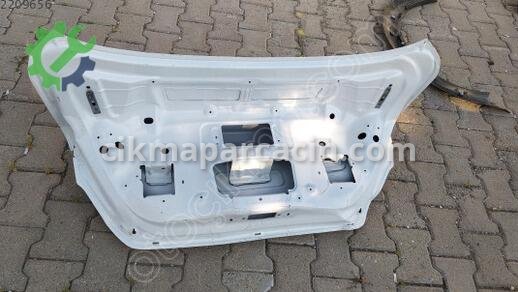 Fiat Egea Bagaj Kapağı çıkma parça